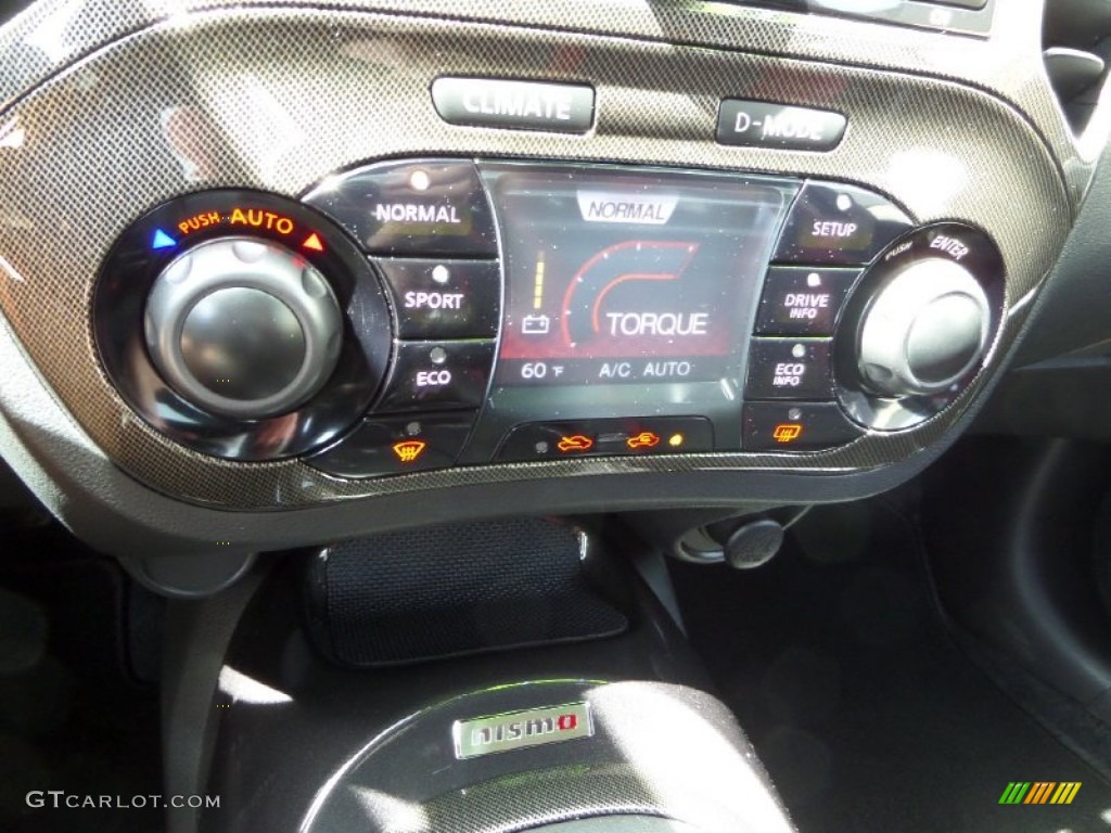 2014 Nissan Juke NISMO RS Controls Photo #102991486