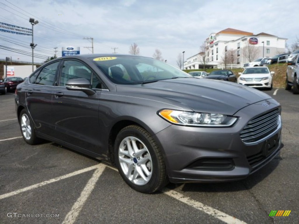 2014 Fusion SE - Sterling Gray / Charcoal Black photo #1