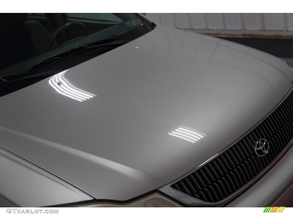 2001 Avalon XL - Lunar Mist Metallic / Stone photo #40