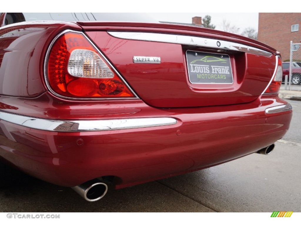 2006 XJ Super V8 - Radiance Red Metallic / Ivory photo #33