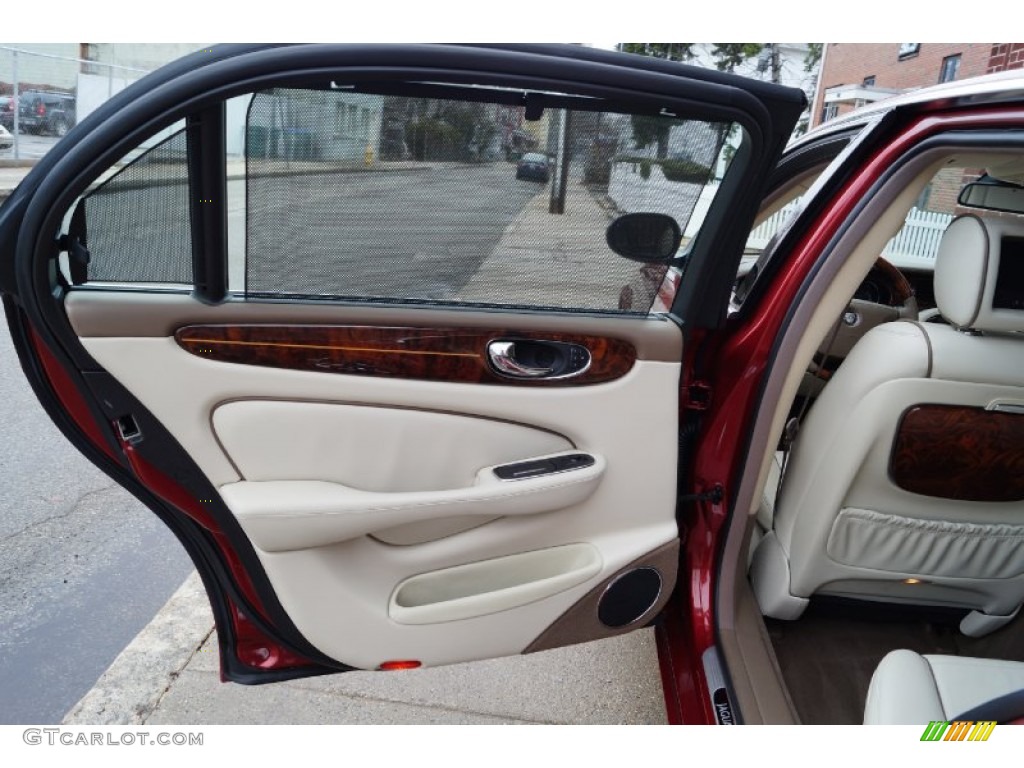 2006 XJ Super V8 - Radiance Red Metallic / Ivory photo #74