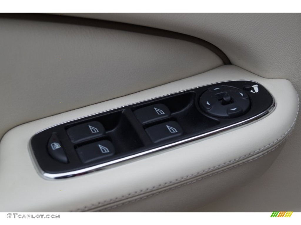 2006 XJ Super V8 - Radiance Red Metallic / Ivory photo #87