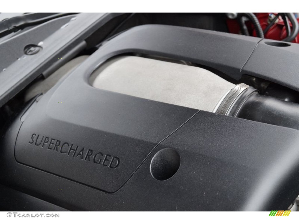2006 XJ Super V8 - Radiance Red Metallic / Ivory photo #100
