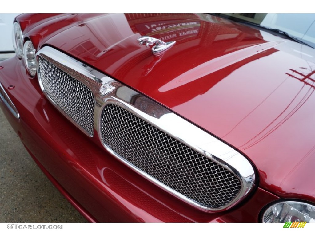 2006 XJ Super V8 - Radiance Red Metallic / Ivory photo #104