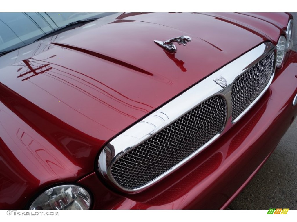 2006 XJ Super V8 - Radiance Red Metallic / Ivory photo #105