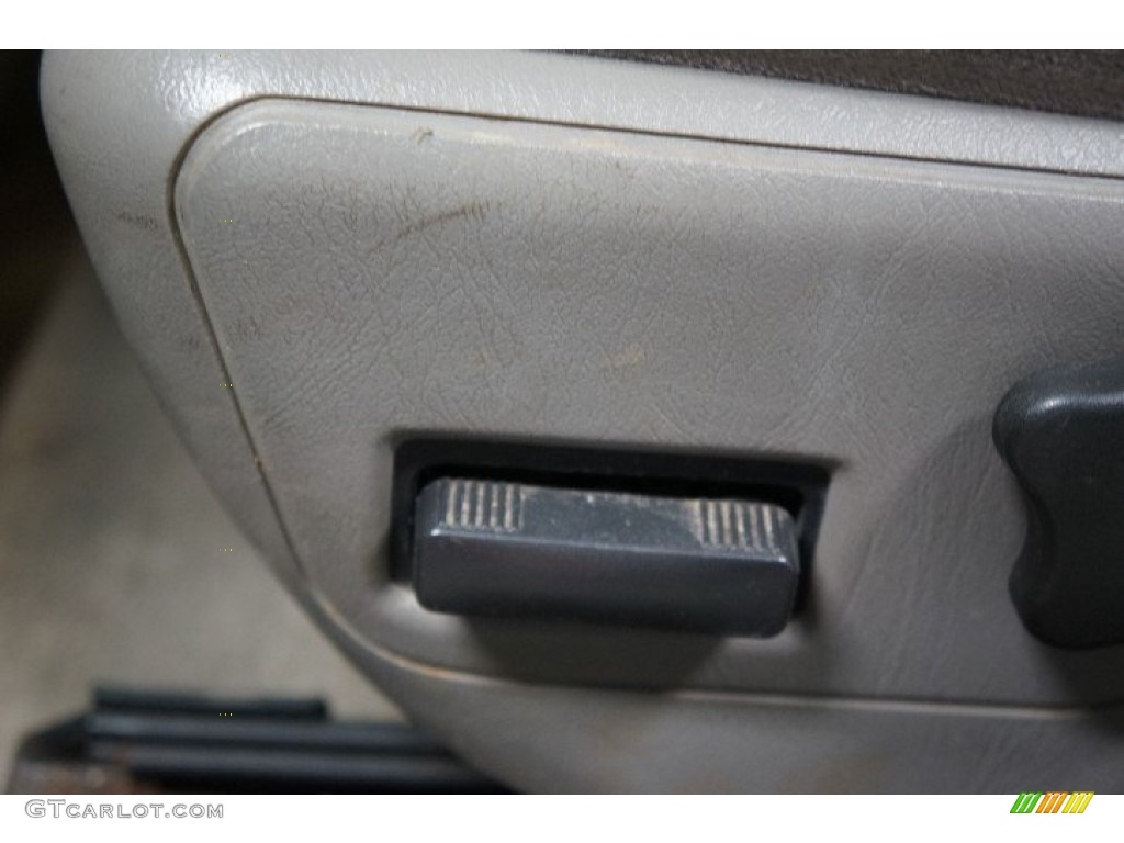 2001 Impala LS - Navy Blue Metallic / Medium Gray photo #20
