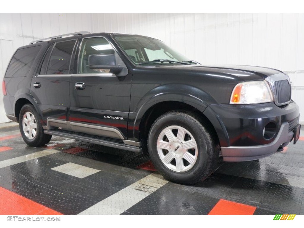 2003 Navigator Luxury - Black / Black photo #6