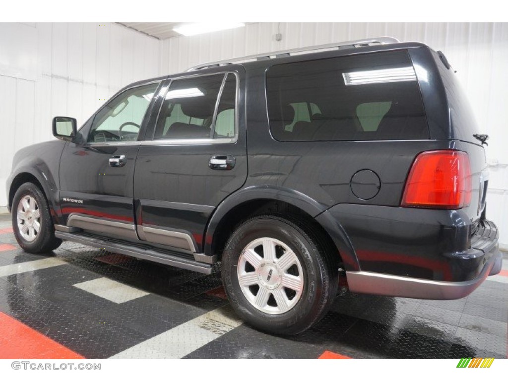 2003 Navigator Luxury - Black / Black photo #11