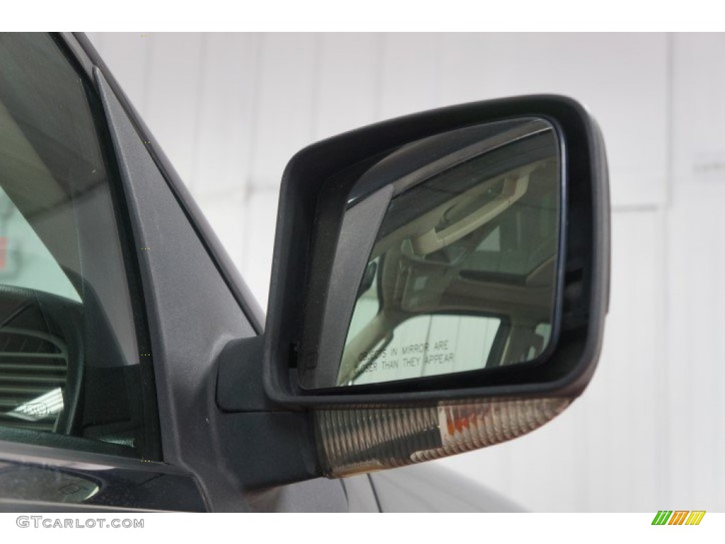 2003 Navigator Luxury - Black / Black photo #49