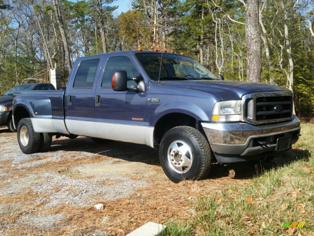 Medium Wedgewood Blue Metallic 2004 Ford F350 Super Duty XLT Crew Cab 4x4 Dually Exterior Photo #103015746