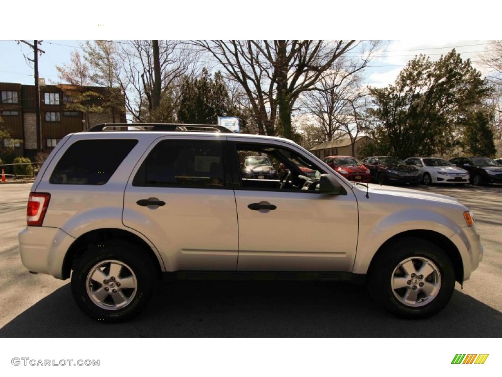 2011 Escape XLT V6 4WD - Sterling Grey Metallic / Charcoal Black photo #8