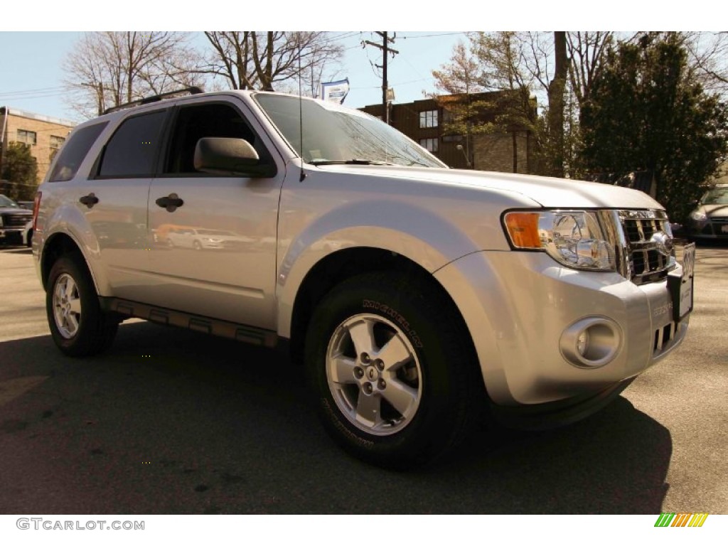 2011 Escape XLT V6 4WD - Sterling Grey Metallic / Charcoal Black photo #9