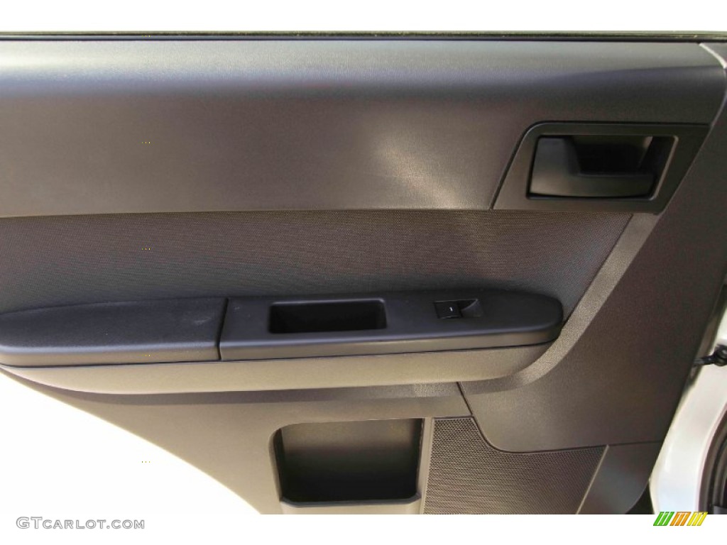 2011 Escape XLT V6 4WD - Sterling Grey Metallic / Charcoal Black photo #21