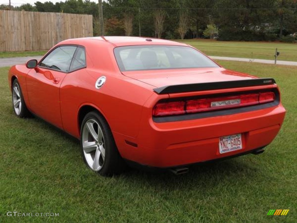 2008 Challenger SRT8 - HEMI Orange / Dark Slate Gray photo #4