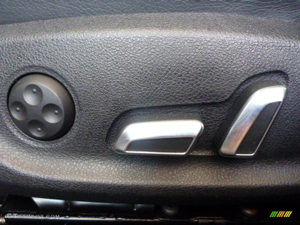 2015 A4 2.0T Premium Plus quattro - Florett Silver Metallic / Black photo #13