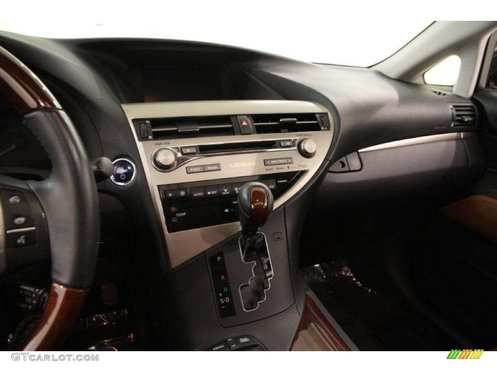 2013 Lexus RX 450h AWD Controls Photos