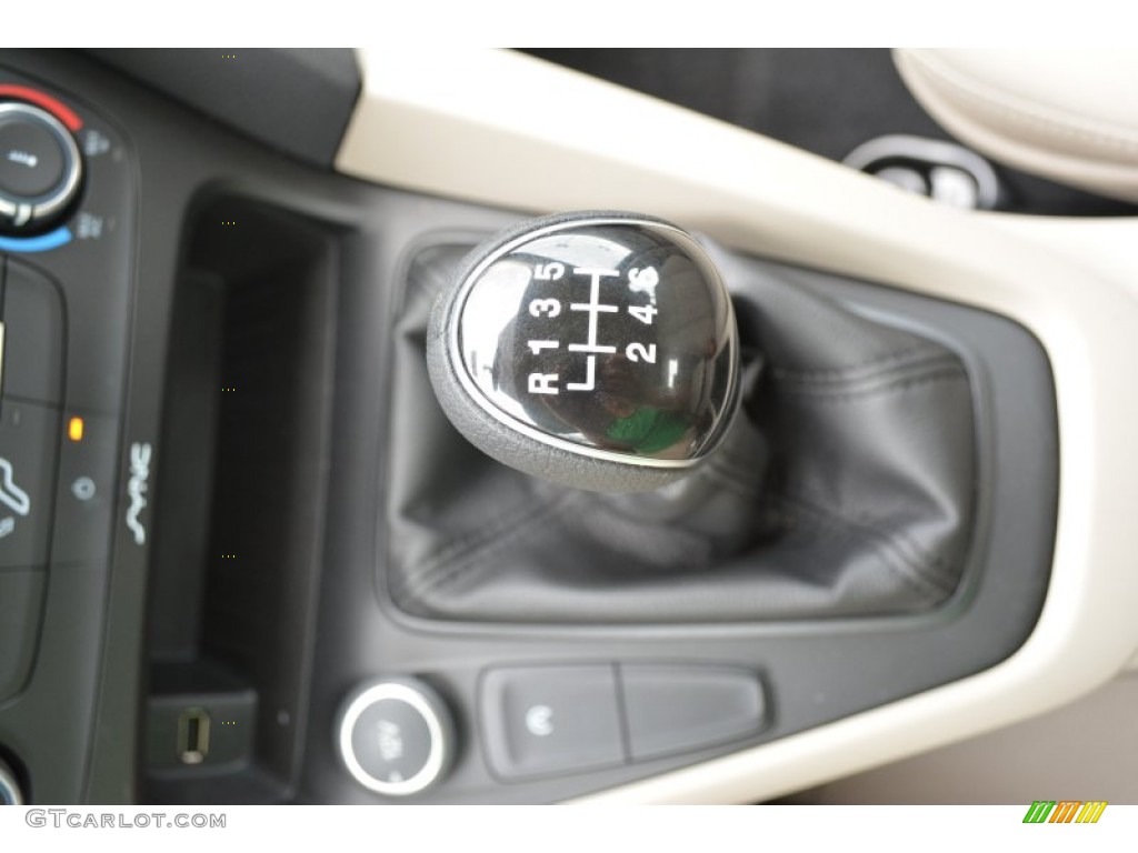 2015 Focus SE Hatchback - Tectonic Metallic / Medium Light Stone photo #17