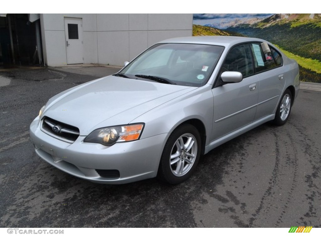 2005 Legacy 2.5i Sedan - Brilliant Silver Metallic / Charcoal Black photo #4