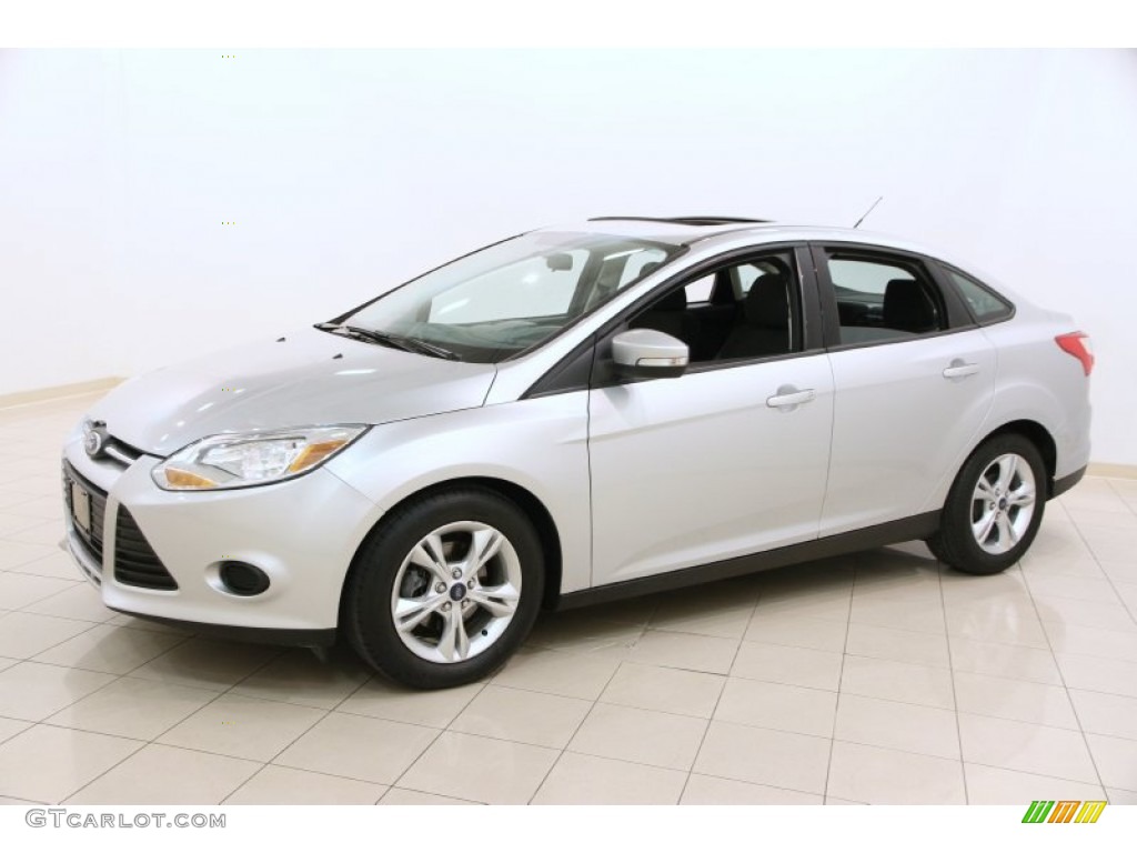 Ingot Silver 2013 Ford Focus SE Sedan Exterior Photo #103033737