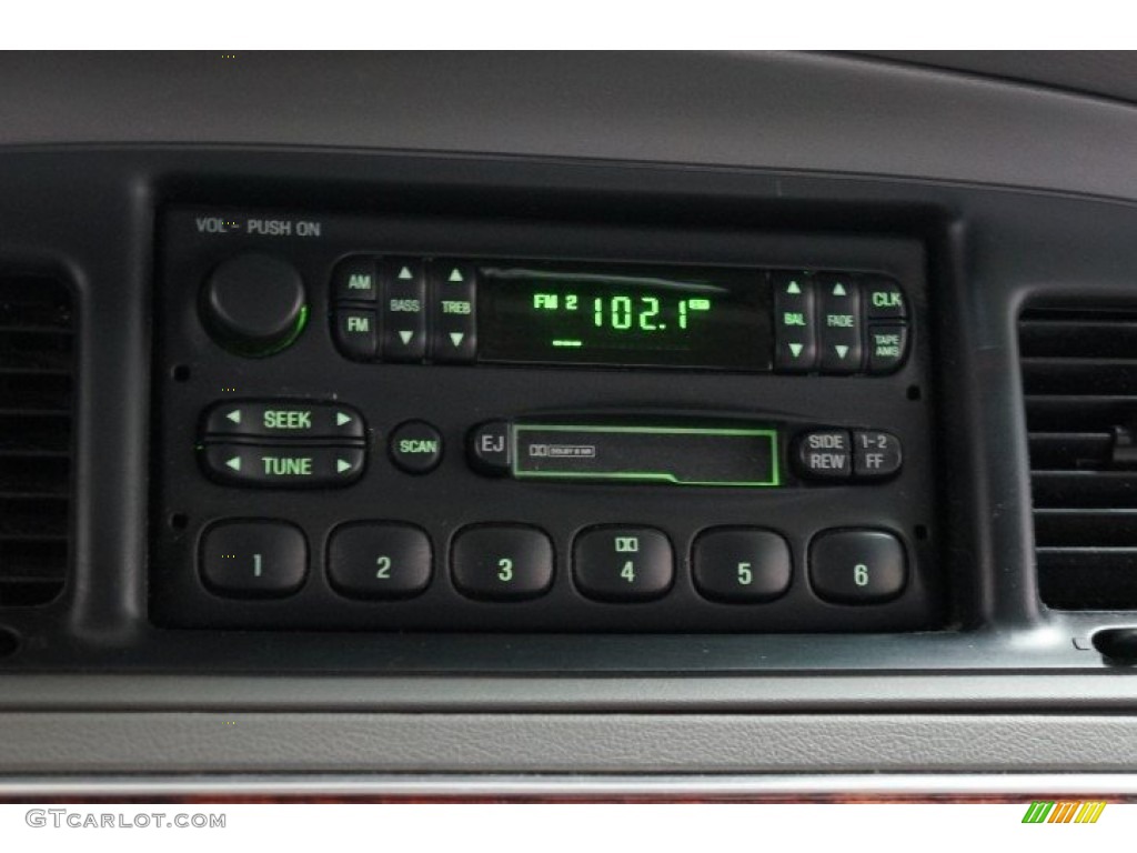 2002 Grand Marquis GS - Spruce Green Metallic / Light Graphite Grey photo #29