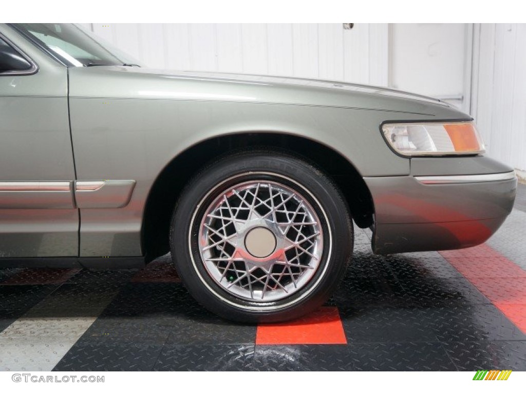 2002 Grand Marquis GS - Spruce Green Metallic / Light Graphite Grey photo #38