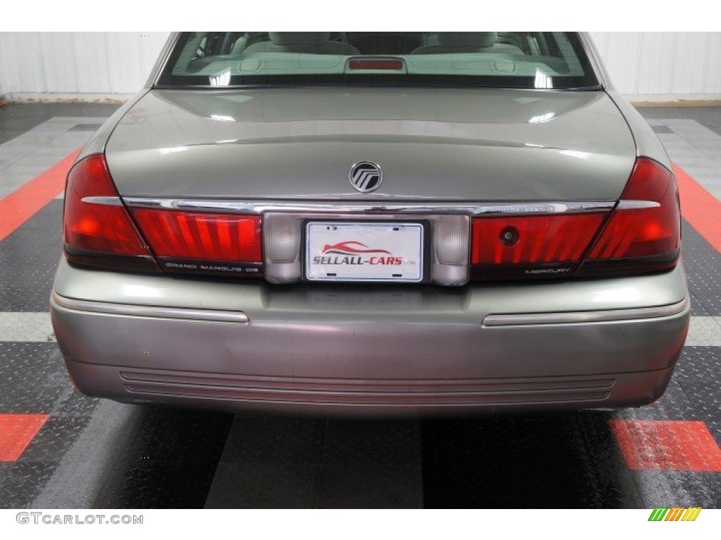 2002 Grand Marquis GS - Spruce Green Metallic / Light Graphite Grey photo #52