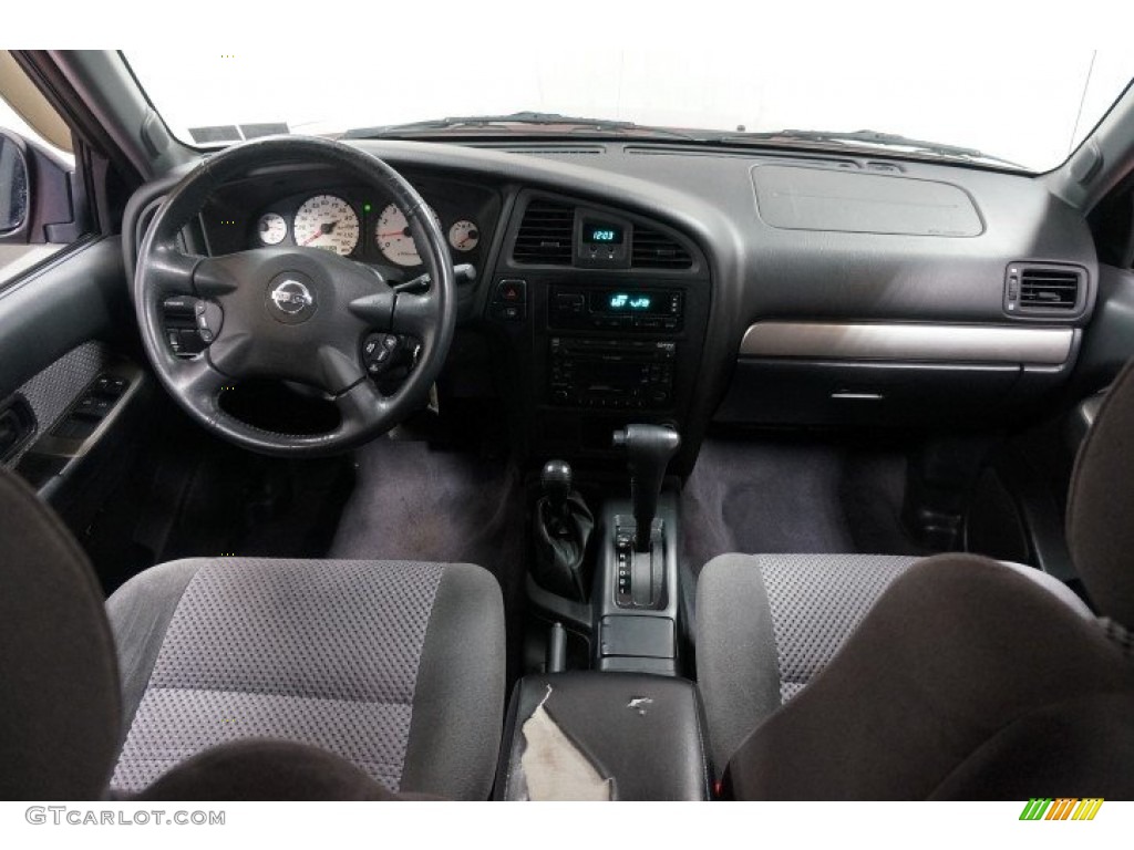 2004 Pathfinder SE 4x4 - Merlot Red Pearl / Charcoal photo #21