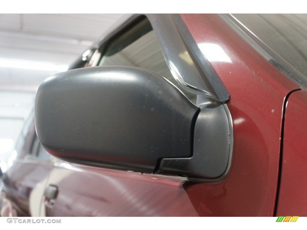 2004 Pathfinder SE 4x4 - Merlot Red Pearl / Charcoal photo #40