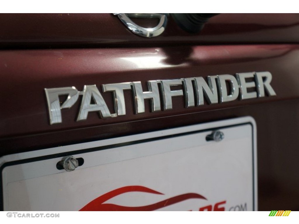 2004 Pathfinder SE 4x4 - Merlot Red Pearl / Charcoal photo #61