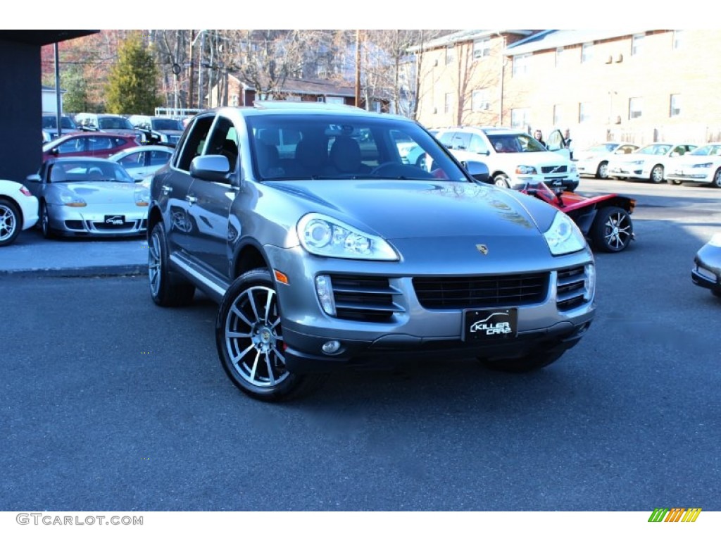 Meteor Grey Metallic Porsche Cayenne