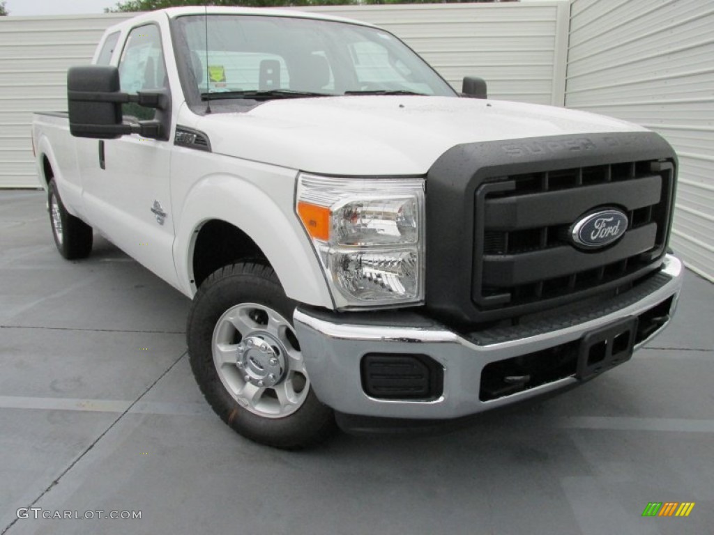 2015 F250 Super Duty XL Super Cab - Oxford White / Steel photo #1