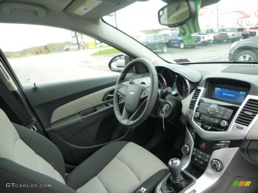 2015 Cruze LS - Blue Ray Metallic / Jet Black/Medium Titanium photo #11