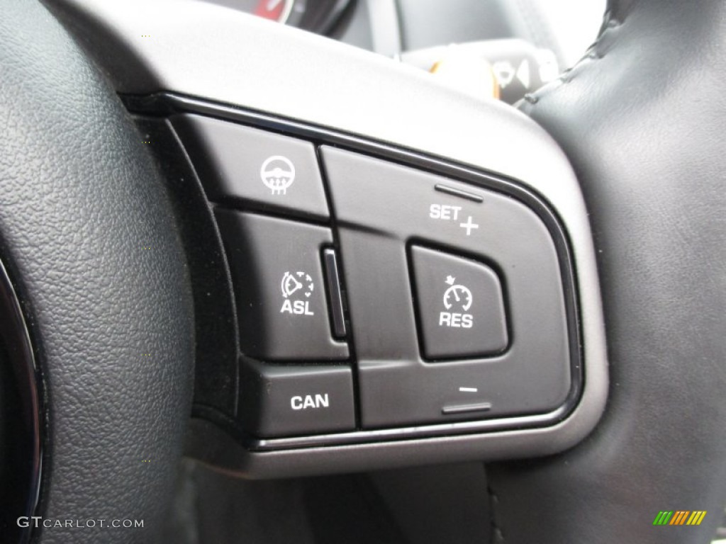 2014 Jaguar F-TYPE V8 S Controls Photo #103063788