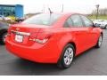 Red Hot - Cruze LS Photo No. 3