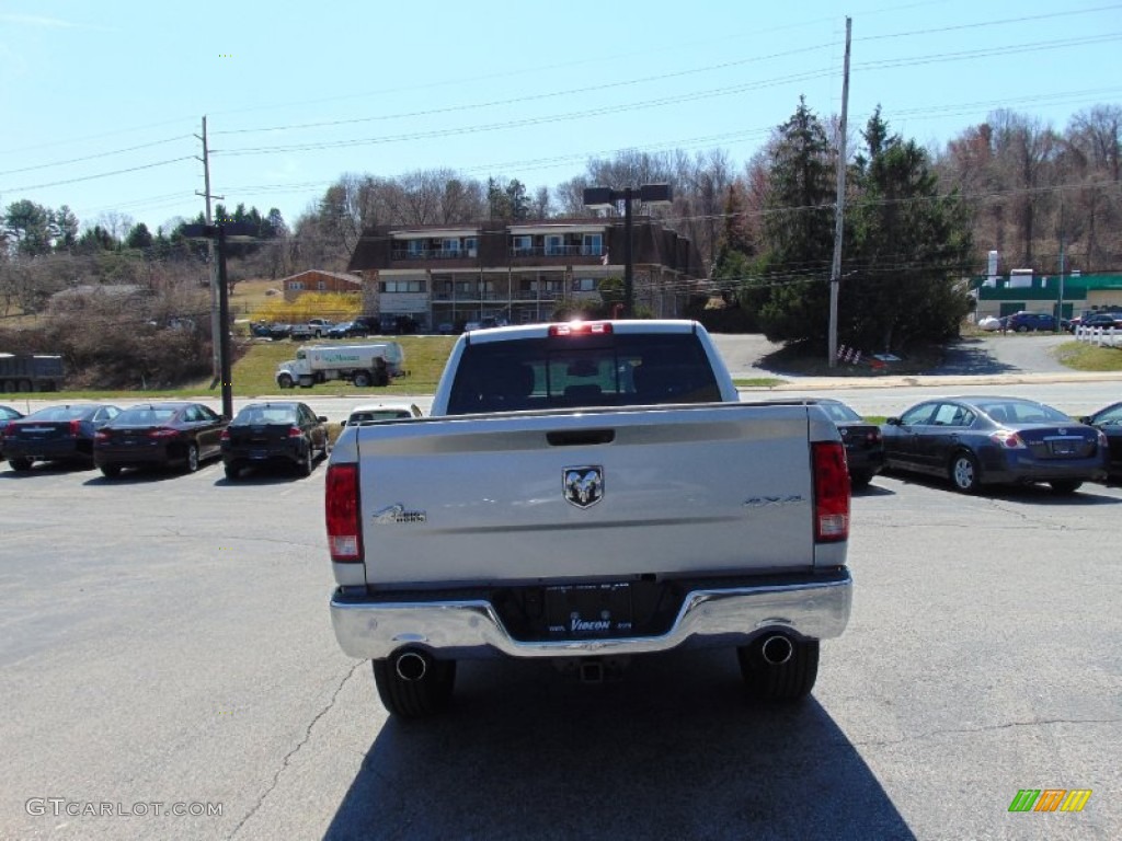 2014 1500 SLT Crew Cab 4x4 - Bright Silver Metallic / Black/Diesel Gray photo #4