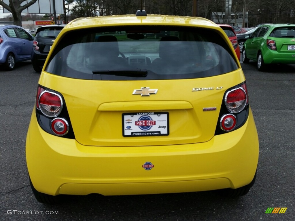 2015 Sonic LT Hatchback - Bright Yellow / Jet Black/Dark Titanium photo #5