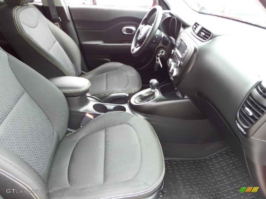 2015 Soul + - Inferno Red / Black photo #13