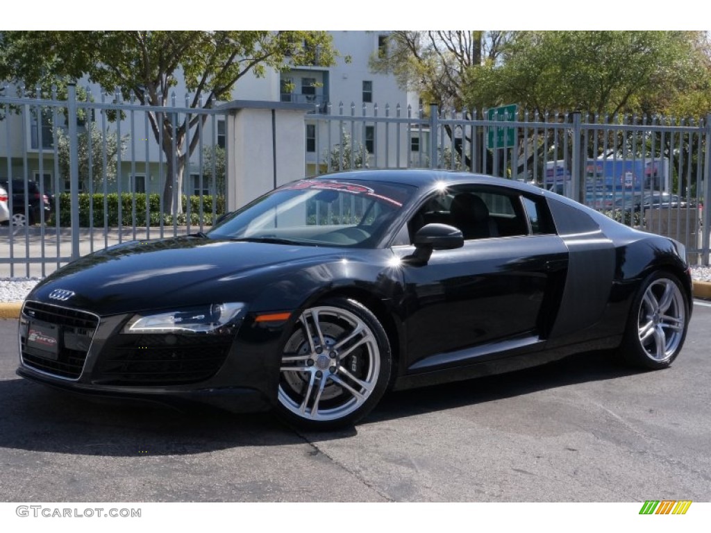 2011 R8 4.2 FSI quattro - Phantom Black Pearl Effect / Black Fine Nappa Leather photo #1