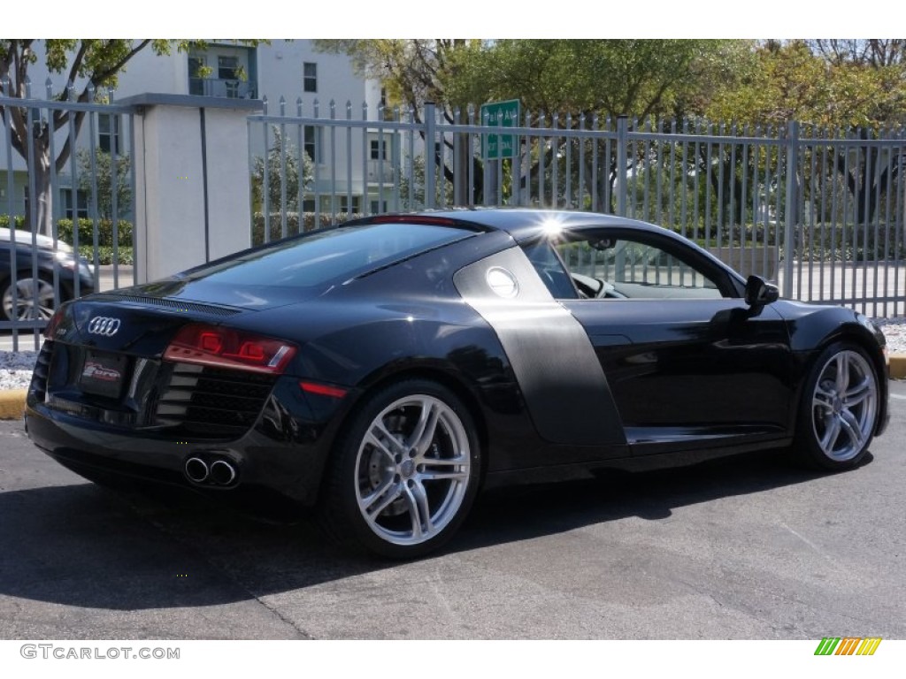 2011 R8 4.2 FSI quattro - Phantom Black Pearl Effect / Black Fine Nappa Leather photo #7