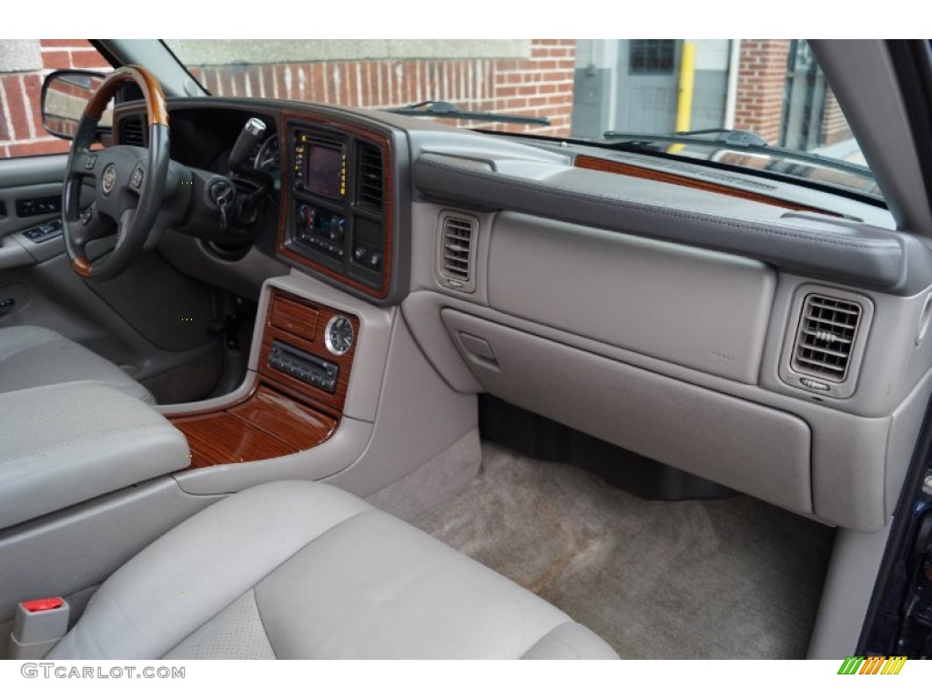 2004 Escalade AWD - Blue Chip / Pewter Gray photo #19