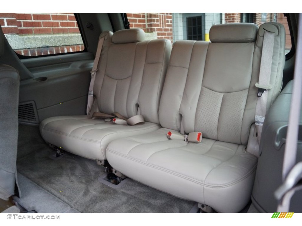 2004 Escalade AWD - Blue Chip / Pewter Gray photo #24