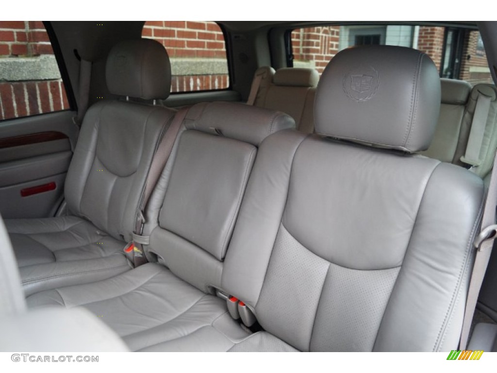 2004 Escalade AWD - Blue Chip / Pewter Gray photo #51