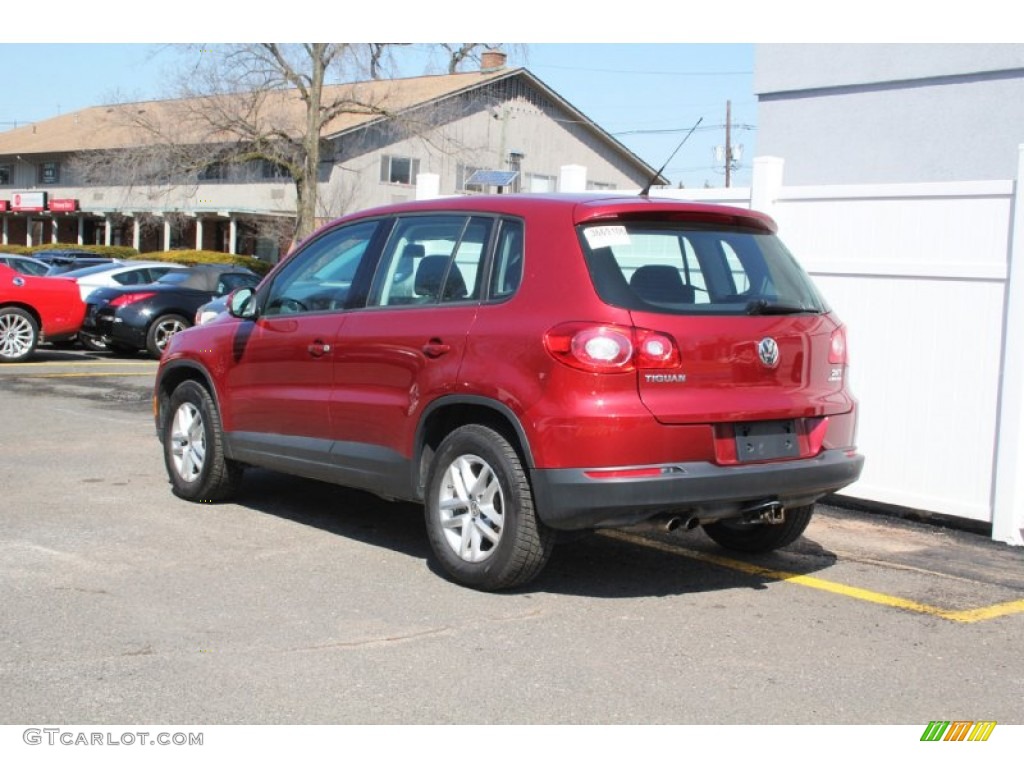 2011 Tiguan S 4Motion - Wild Cherry Metallic / Charcoal photo #9