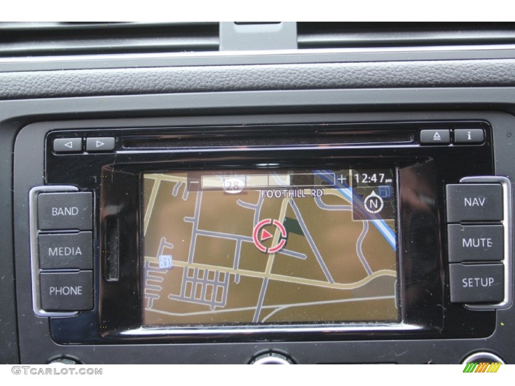 2012 Volkswagen Jetta GLI Navigation Photos
