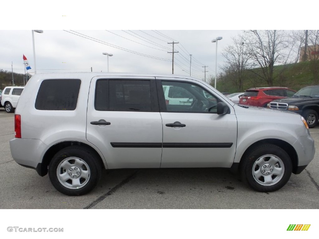2015 Pilot LX 4WD - Alabaster Silver Metallic / Gray photo #7
