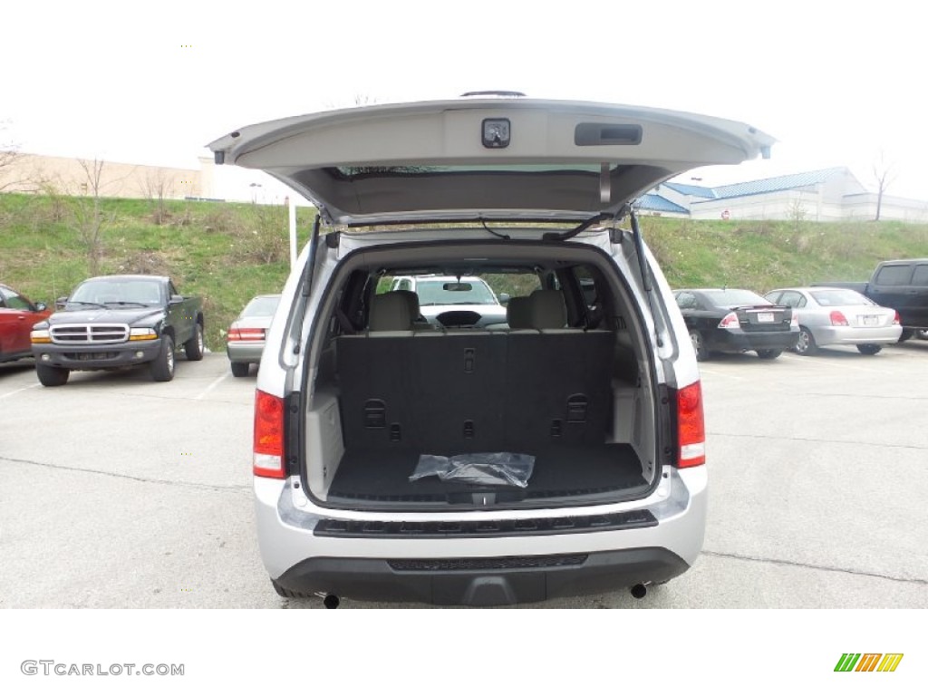 2015 Pilot LX 4WD - Alabaster Silver Metallic / Gray photo #13