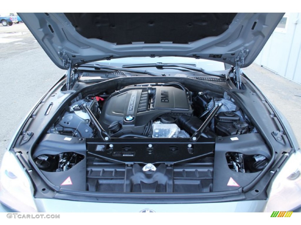 2014 BMW 6 Series 640i xDrive Coupe Engine Photos