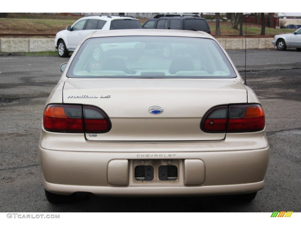 2002 Malibu LS Sedan - Medium Bronzemist Metallic / Neutral photo #7