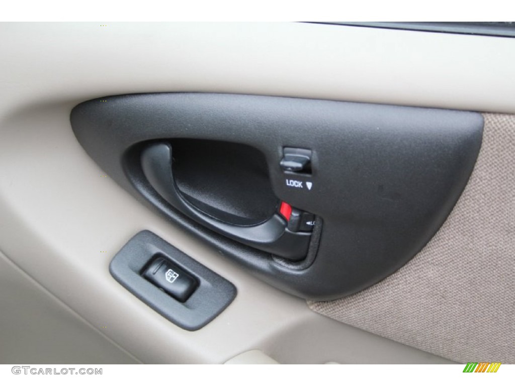 2002 Malibu LS Sedan - Medium Bronzemist Metallic / Neutral photo #20