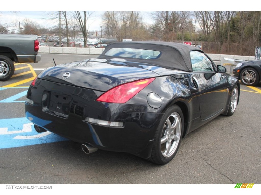 2007 350Z Touring Roadster - Magnetic Black Pearl / Charcoal photo #8